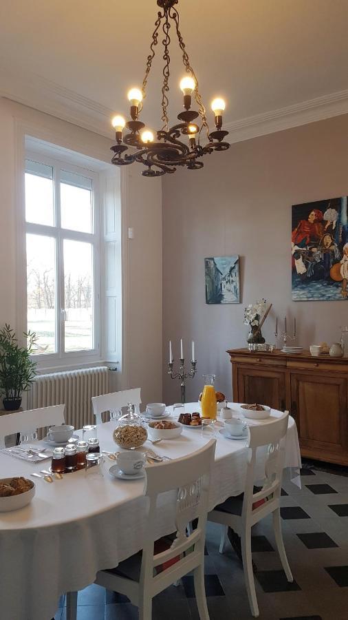 Domaine Berenguer Bed & Breakfast Ouches Bagian luar foto