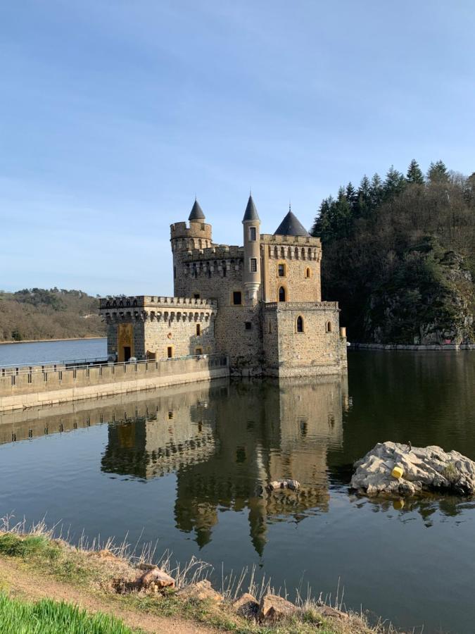 Domaine Berenguer Bed & Breakfast Ouches Bagian luar foto