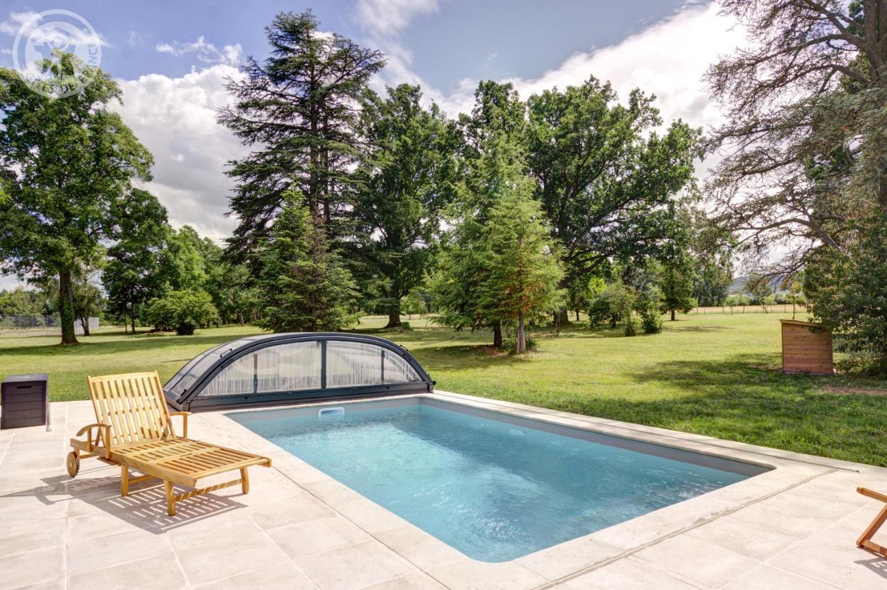 Domaine Berenguer Bed & Breakfast Ouches Bagian luar foto